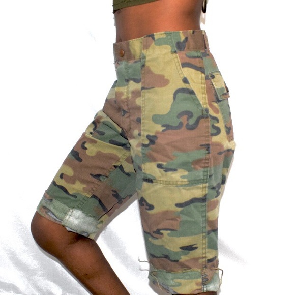 ARMY SHORT 🩳 - Picture 3 of 4
